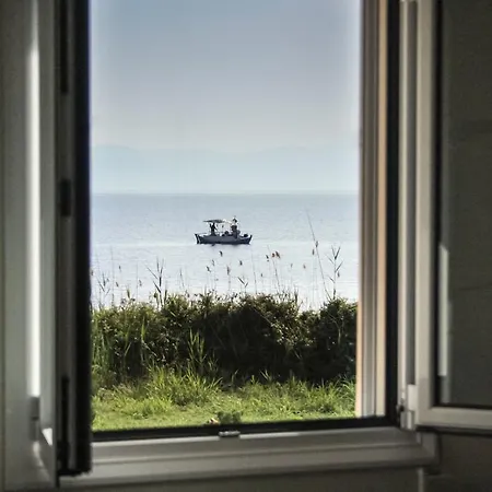 太阳门海滩公寓